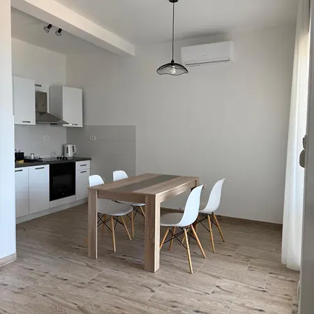 Seaesta Holidays Andrea Apartmán Trogir